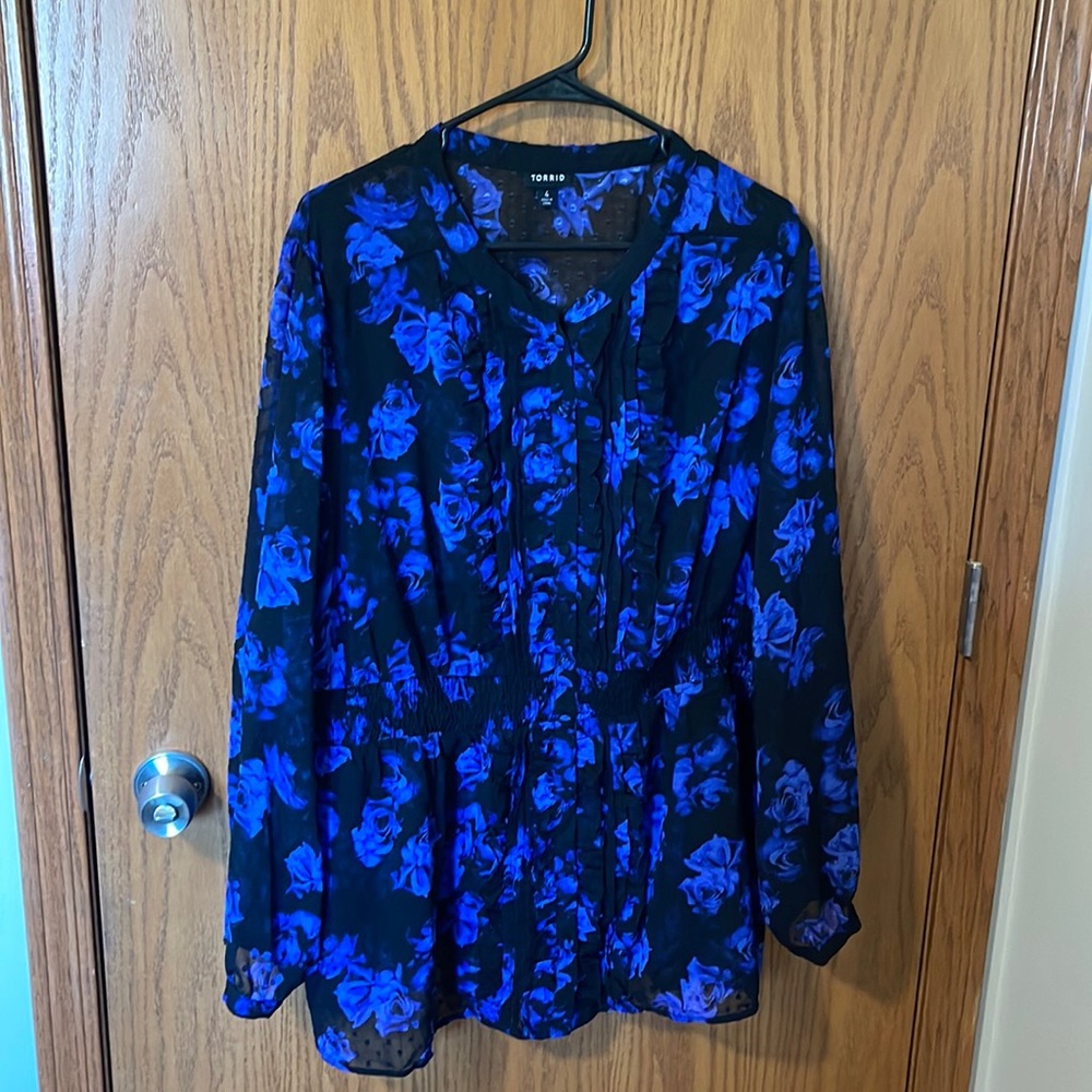 Torrid black and blue ruffle front see through top